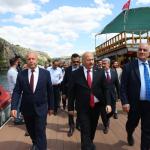 ADIYAMAN (PERRE) - Sibel TURAN- Besni Kızılin Kanyonları Bahar Şenlikleri, Vali Abdullah Küçük, Milletvekili Hüseyin Özhan ve çok sayıda vatandaşın katılımıyla başladı.