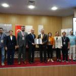 ADIYAMAN (PHA) - Murat KAYIŞ - Adıyaman’ın turizm potansiyelini değerlendirmek ve kente sürdürülebilir turizm politikaları kazandırmak amacıyla Adıyaman Valiliği ile Adıyaman Üniversitesi iş birliğinde düzenlenen “Adıyam...