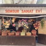 ADIYAMAN (PERRE) - Sibel TURAN-Berfin GÜRBÜZ - Adıyaman'da yaşayan 57 yaşındaki Ömer Kocakaya, 40 yıldır devam ettirdiği sepet örücülüğü mesleğini teknolojiye ve seri üretime rağmen yaşatmayı sürdürüyor.