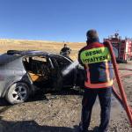 ADIYAMAN (PERRE) - Şeriban ÖZÇAKMAK - Adıyaman'ın Besni ilçesinde, Hastane Kavşağı - Üçgöz Köyü yolu üzerinde bir araçta çıkan yangın itfaiye ekipleri tarafından kontrol altına alındı.