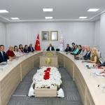 ADIYAMAN (PHA) - Murat KAYIŞ - Adıyaman Valiliği koordinasyonunda, kentin turizm potansiyelinin artırılması ve mevcut sorunlara çözüm yollarının geliştirilmesi amacıyla "Turizm Değerlendirme Toplantısı" gerçekleştirildi.
