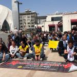 ADIYAMAN (PERRE) - Berfin GÜRBÜZ- Şeriban ÖZÇAKMAK- Eğitim Sen Adıyaman Şubesi, Şanlıurfa Siverek ve Kahramanmaraş'ta yaşanan okul saldırılarına tepki göstermek için basın açıklaması yapıp oturma eylemi gerçekleştirdi.