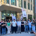 İSTANBUL (PHA) - Rojin SÜNGÜ - Kültür Radyo Televizyon (KRT) çalışanları, üç aydır maaş ve yemek ücretlerinin ödenmemesi nedeniyle iş bırakarak nöbet eylemine başladı.