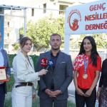 ADIYAMAN (PERRE) - (Berfin GÜRBÜZ) - Genç Nesiller Derneği Genel Başkanı Hasan Nusret Düşük, Genel Başkan Yardımcıları Handan Karaaslan Akgün ve Zafer Özoğul, 19 Mayıs Atatürk'ü Anma, Gençlik ve Spor Bayramı kapsamında,...