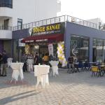 ADIYAMAN (PERRE) - Murat KAYIŞ - Adıyaman'da, eğitimci ve tiyatro sanatçısı Mehmet Atcı'nın öncülüğünde Gölge Sanat Akademisi açıldı.