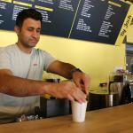 ADIYAMAN (PERRE) - Şeriban ÖZÇAKMAK-Berfin GÜRBÜZ-Sibel TURAN - By Jack Burger & Kahve Dükkanı İşletmecisi Yılmaz Aydın, el emeğiyle hazırlanan günlük ve taze ürünlerle Adıyaman'da ailelerin ve gençlerin güvenle terc...