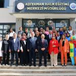 ADIYAMAN (PHA) - Selahattin ALPTEKİN – Adıyaman Halk Eğitim Merkezi bünyesinde, “Hayat Boyu Öğrenme Haftası” etkinlikleri kapsamında yıl boyunca düzenlenen kurslarda kursiyerler tarafından hazırlanan el emeği göz nuru ür...