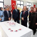 ADIYAMAN (PHA) - Selahattin ALPTEKİN – Adıyaman Halk Eğitim Merkezi bünyesinde, “Hayat Boyu Öğrenme Haftası” etkinlikleri kapsamında yıl boyunca düzenlenen kurslarda kursiyerler tarafından hazırlanan el emeği göz nuru ür...