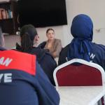 ADIYAMAN (PERRE) - Şeriban ÖZÇAKMAK - Adıyaman Belediyesi İtfaiye Müdürlüğü personeline yönelik düzenlenen hizmet içi eğitim programında, iş sağlığı ve güvenliği kapsamında yasal haklar, riskler, iş kazaları ve mesleki s...