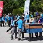ADIYAMAN (PERRE) - Sibel TURAN- Adıyaman Belediye Başkanı Abdurrahman Tutdere, Kahramanmaraş ve Şanlıurfa'da yaşanan okul saldırıları nedeniyle ertelenen 23 Nisan Şenlikleri için Eğriçay Parkı'nda düzenlenen etkinliklerl...