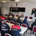 ADIYAMAN (PERRE) - Şeriban ÖZÇAKMAK - Adıyaman Belediyesi İtfaiye Müdürlüğü personeline yönelik düzenlenen hizmet içi eğitim programında, iş sağlığı ve güvenliği kapsamında yasal haklar, riskler, iş kazaları ve mesleki s...