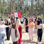 ADIYAMAN (PHA) - Gülbahar SÜNGÜ – Adıyaman Belediyesi, Yükseköğretim Kurumları Sınavı’na (YKS) hazırlanan öğrenciler için Beşpınar Mesire Alanı’nda moral ve motivasyon etkinliği düzenledi.