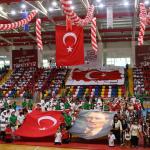 ADIYAMAN (PHA) - Adıyaman’da, 19 Mayıs Atatürk’ü Anma, Gençlik ve Spor Bayramı kapsamında düzenlenen kutlama etkinlikleri, büyük bir coşkuyla gerçekleştirildi.