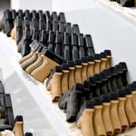 ADIYAMAN (PERRE) - Şeriban ÖZÇAKMAK - Adıyaman'da KOM ve İstihbarat Şube ekiplerinin ortak operasyonunda, kurusıkı tabancaları ateşli silaha dönüştürmeye uygun şekilde tasarlanmış 1.