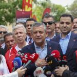 ANKARA (PERRE) - (Berfin GÜRBÜZ) - Cumhuriyet Halk Partisi Genel Başkanı Özgür Özel, 19 Mayıs Atatürk'ü Anma, Gençlik ve Spor Bayramı kapsamında CHP Gençlik Kolları tarafından Ankara'da düzenlenen 19 Mayıs Gençlik Kortej...