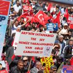 VAN (PHA) - CHP’nin “Millet İradesine Sahip Çıkıyor” mitinglerinin beşincisi Van’da düzenlendi.