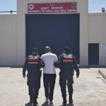 ADIYAMAN (PHA) - Mustafa TEKİN - Adıyaman İl Jandarma Komutanlığı ekiplerince yürütülen çalışmalar sonucunda, haklarında “Kişiyi Hürriyetinden Yoksun Kılma” ve “Kasten Yaralama” suçlarından kesinleşmiş hapis cezası bulun...