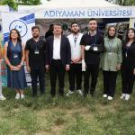 ADIYAMAN (PHA) - Fatma Didar YILDIRIM - Adıyaman Üniversitesi’nde düzenlenen Bahar Şenliği ve Türk Mutfağı Haftası etkinlikleri, Gençlik Meydanı’nda gerçekleştirilen törenle başladı.