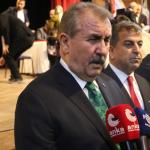 ADIYAMAN (PERRE) - (Sibel TURAN-Şeriban ÖZÇAKMAK) - Büyük Birlik Partisi Genel Başkanı Mustafa Destici, partisinin Adıyaman Olağan İl Kongresi'nde yaptığı konuşmada, şarkıcı Gülben Ergen'in Adıyaman'da katıldığı bir anao...