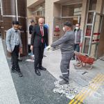 ADIYAMAN (PERRE) - Şeriban ÖZÇAKMAK - Adıyaman Eğitim ve Araştırma Hastanesi'nde eskiyen ve deforme olan zeminlerin yenilenmesine yönelik tadilat çalışmaları başlatıldı.