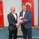 ADIYAMAN (PERRE) - Şeriban ÖZÇAKMAK - Adıyaman'da düzenlenen Sahabe Nesli ve Safvan Bin Muattal Konferansı'nda, sahabe neslinin toplum için taşıdığı ahlaki değerler, fedakarlık ve İslam tarihindeki öncü rolleri detaylı b...