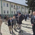 ADIYAMAN (PERRE) - Şeriban ÖZÇAKMAK - Gölbaşı Kaymakamı Kadir Algın, Karaburun Köyü İlk ve Ortaokulu'nu ziyaret ederek öğrencilerle bir araya geldi, eğitim faaliyetlerine ilişkin incelemelerde bulundu.