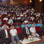ADIYAMAN (PHA) - Adıyaman’ın Kahta ilçesinde, İngilizce Dil Festivali kapsamında düzenlenen yarışmaların ardından etkinliğin finali, öğrencilerin büyük ilgi gösterdiği “Kelime Bulma Oyunu” ile tamamlandı.
