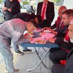 ADIYAMAN (PERRE) - Şeriban ÖZÇAKMAK - Yeniden Refah Partisi Adıyaman İl Başkanlığı tarafından düzenlenen "milli iradeye sahip çıkma" imza kampanyası kapsamında kentte stant kuruldu.