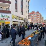 ADIYAMAN (PERRE) - Şeriban ÖZÇAKMAK - Adıyaman'da pazarlarda artan fiyatlar nedeniyle pazar ile market arasındaki fiyat farkının ortadan kalktığı, vatandaşların duruma tepki gösterdiği bildirildi.