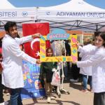 ADIYAMAN (PERRE) - Şeriban ÖZÇAKMAK-Berfin GÜRBÜZ-Sibel TURAN - 23 Nisan Ulusal Egemenlik ve Çocuk Bayramı kapsamında Adıyaman Üniversitesi tarafından düzenlenen "Çocuk Fest'26", renkli görüntülere sahne oldu.