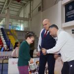 ADIYAMAN (PERRE) - Şeriban ÖZÇAKMAK - Gençlik ve Spor Bakanlığı'nın Yetenek Taraması Projesi kapsamında, Adıyaman'da öğrencilerin fiziksel ve sportif yetenekleri uzman antrenörler eşliğinde değerlendiriliyor.