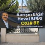 ADIYAMAN (PHA) - Murat KAYIŞ - 6 Şubat depremlerinde büyük kayıplar yaşayan Adıyaman, bu kez Türkiye siyasetinin önemli figürlerinden Sırrı Süreyya Önder için düzenlenen taziye programına ev sahipliği yapıyor.