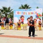 ADIYAMAN (PERRE) - Sibel TURAN- 10-16 Mayıs Engelliler Haftası kapsamında düzenlenen "En Özel Şenlik" etkinliğinin 4'üncüsü, bu yıl da sevgi, umut ve mutluluk dolu anlara sahne oldu.