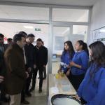 ADIYAMAN (PERRE) - Şeriban ÖZÇAKMAK - Gölbaşı Kaymakamı Kadir Algın, Serhan Selçuk Nariçi Mesleki ve Teknik Anadolu Lisesi'nde düzenlenen "Ev Yapımı Fizik Deneyleri" etkinliğine katılarak öğrencilerin çalışmalarını incel...